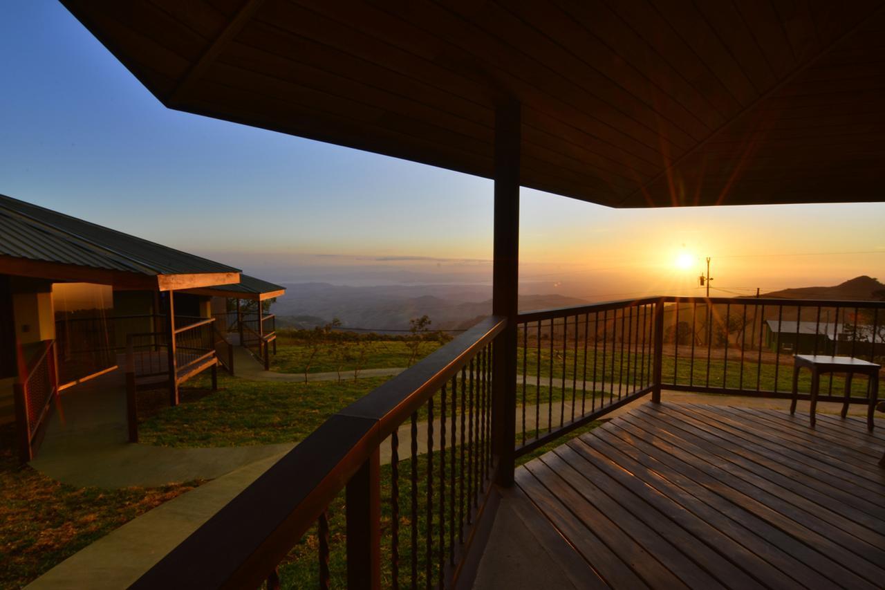 Hotel Tropico Monteverde Екстериор снимка